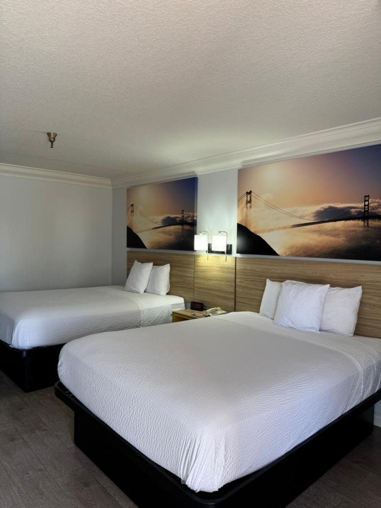 Days Inn by Wyndham Near City Of Hope